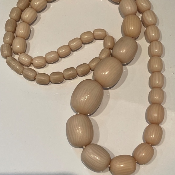 Vintage Art Deco French Celluloid Galalith Graduated Necklace Hidden cla… - Picture 8 of 15